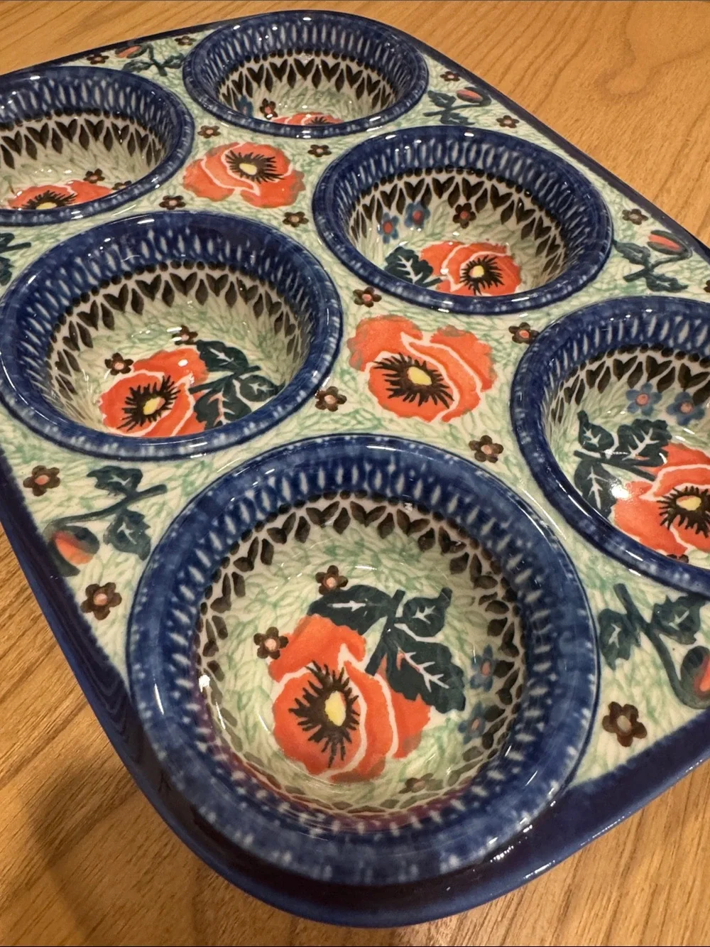 Unikat Polish Pottery Stoneware Muffin Pan 11.5 in. U1274